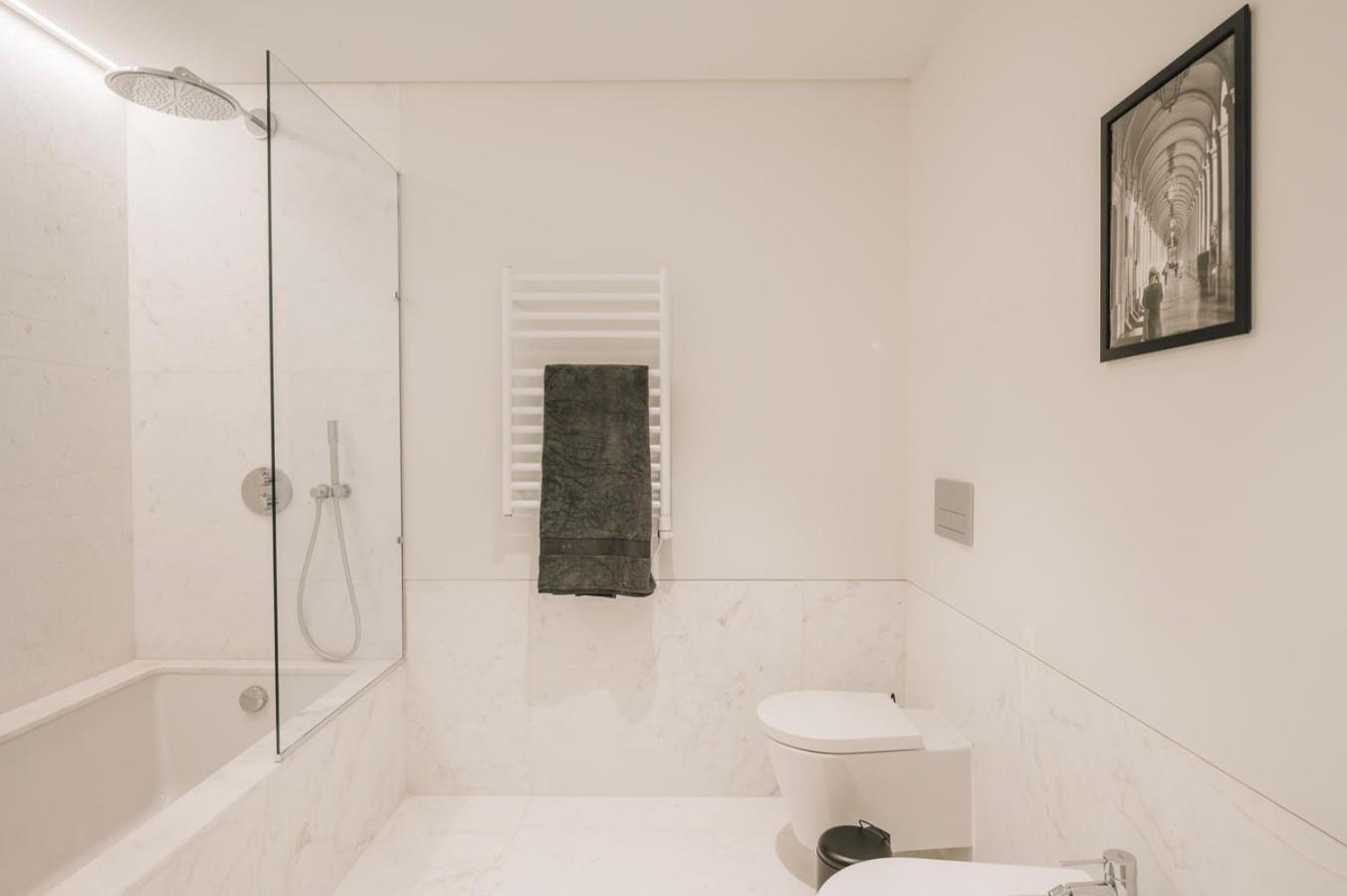 Apartment Saudade - 1 Bedroom And Shared Pool In Campolide